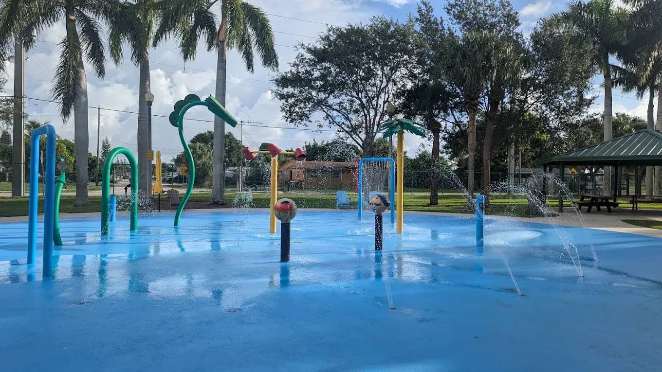 Catherine Strong Splash Park in Delray Beach with splash area and family park amenities.