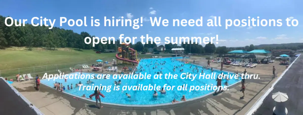 Municipal outdoor pool complex in Ravenswood used for the official city pool and splash pad listing.
