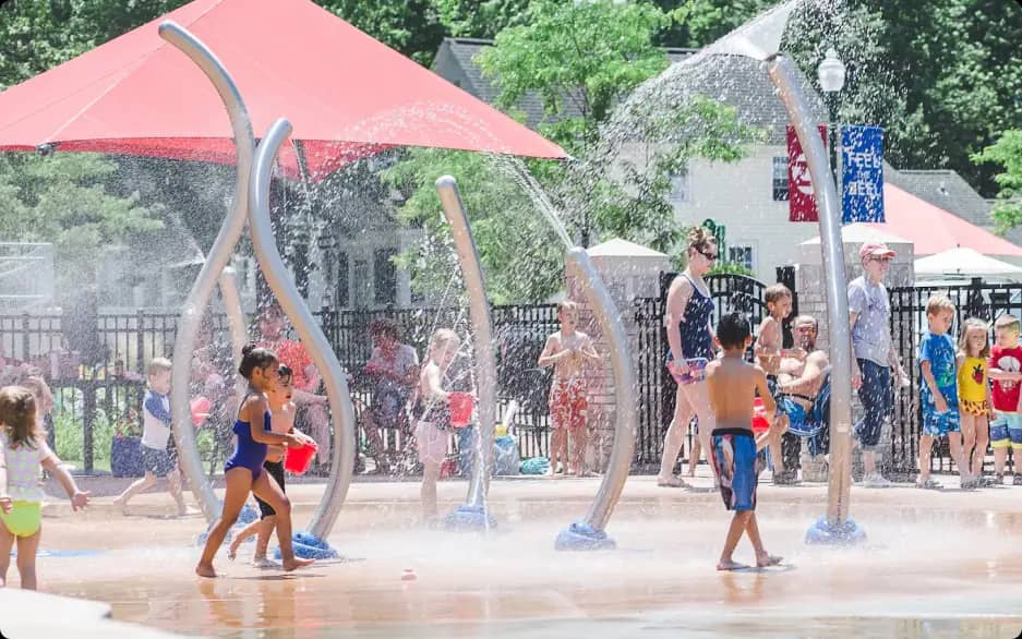 Additional Zeeland Splash Pad Park image.