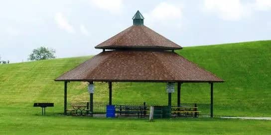 LaSalle Park in South Bend, listed as an official splash-pad location.
