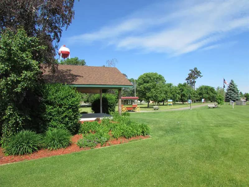 Amenities at Trailside Park in Pequot Lakes.