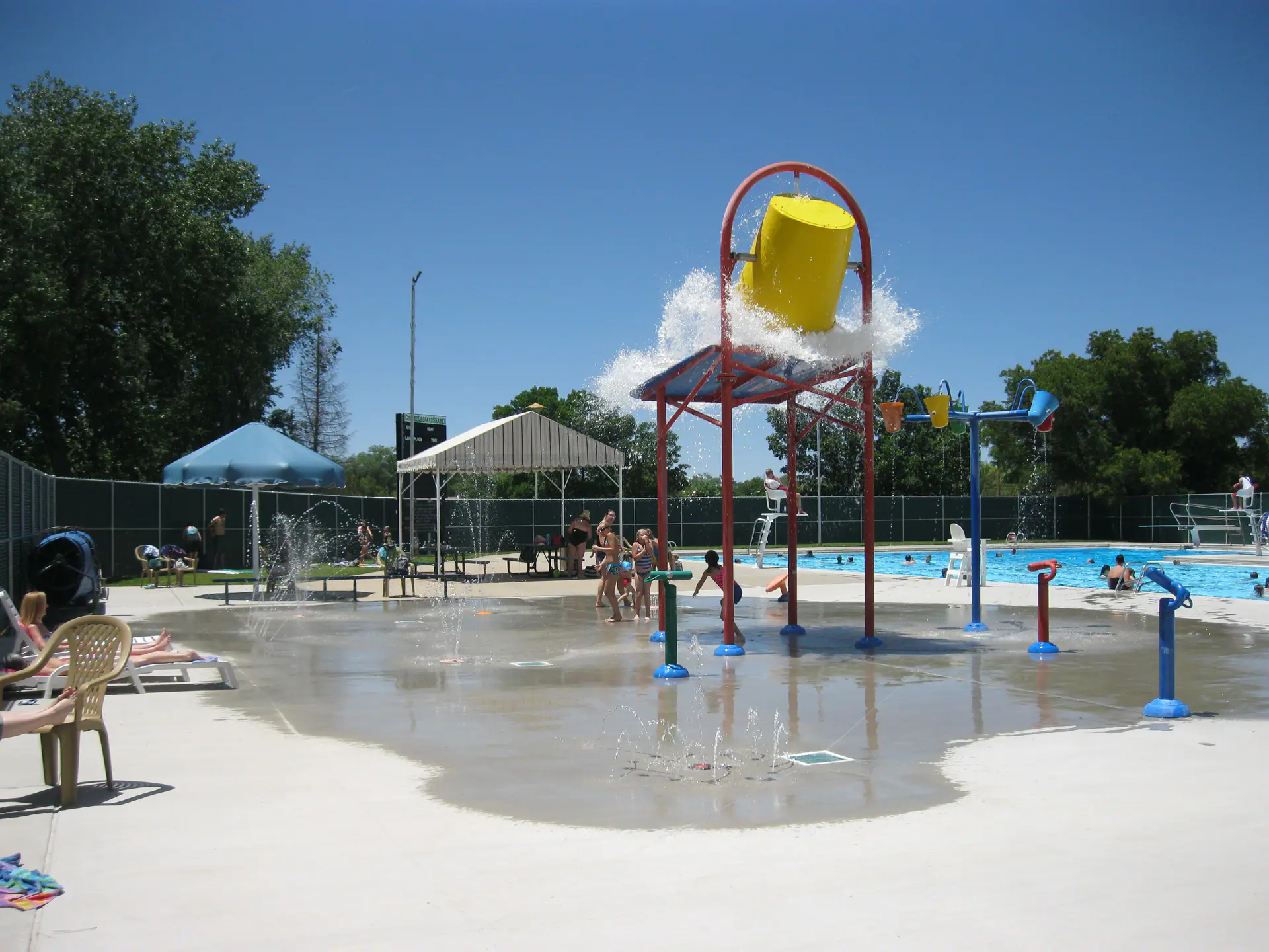 Cortez Outdoor Pool Splash Pad