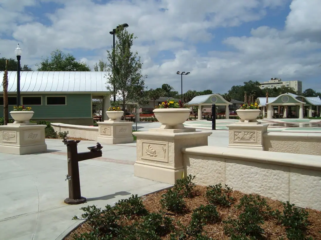 Additional family area view at Fort Mellon Park.